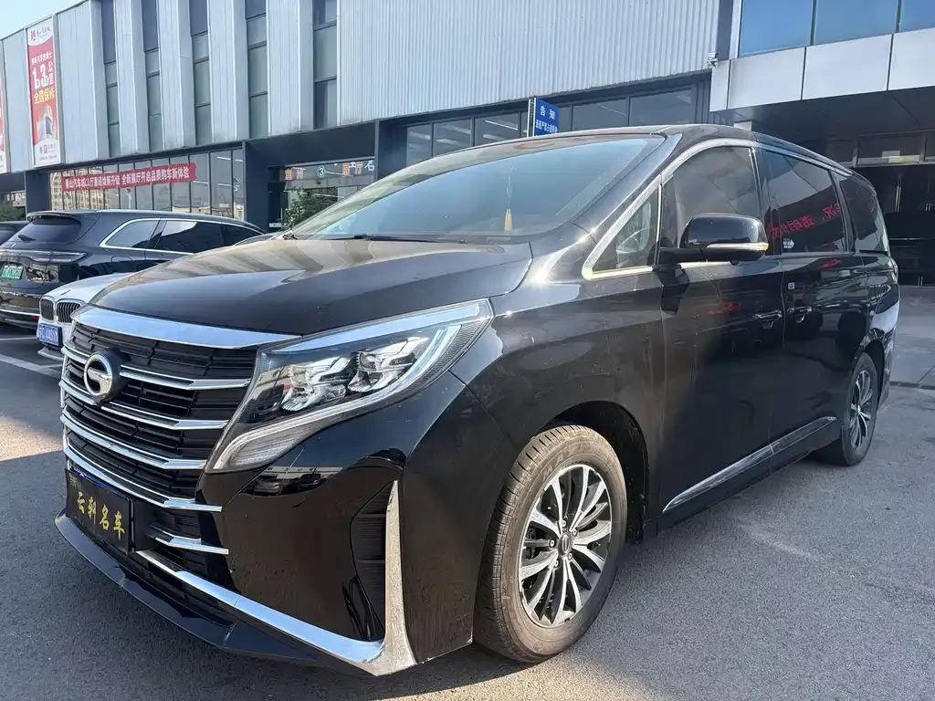 GAC Motor Trumpchi M8 — фото 1