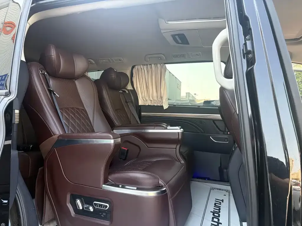 GAC Motor Trumpchi M8 — фото 6