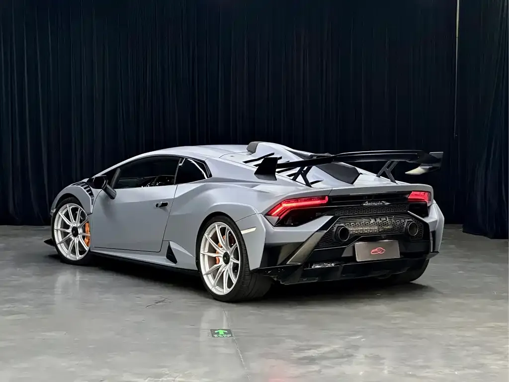 Lamborghini Huracan — фото 6