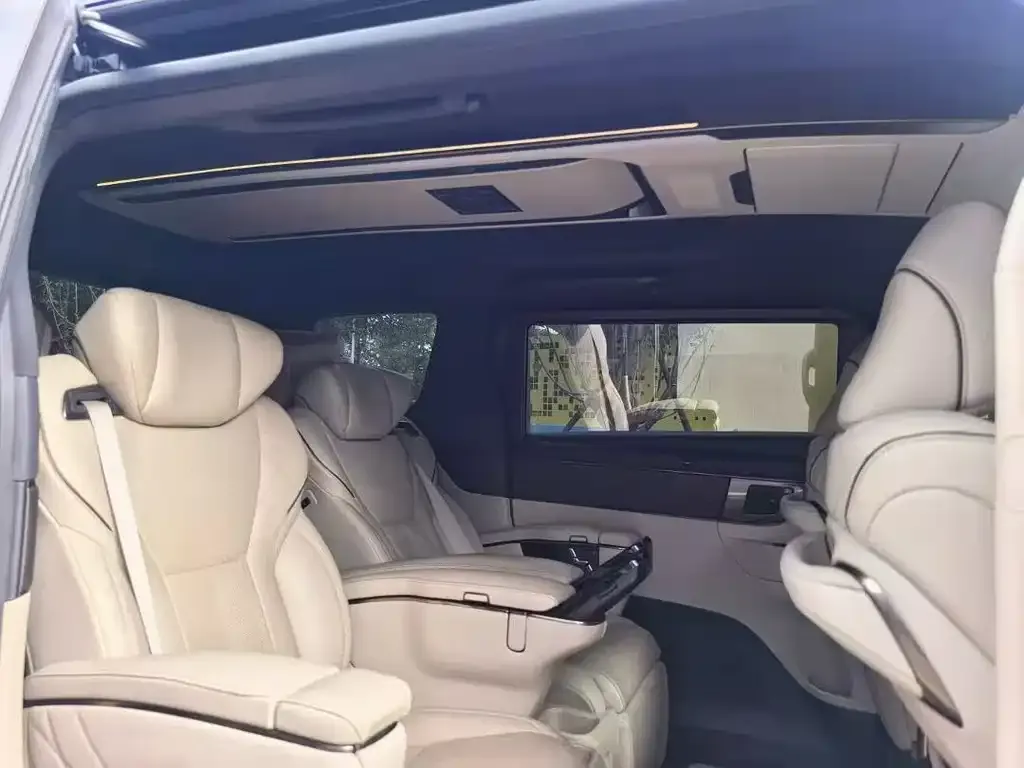 Toyota Alphard — фото 3