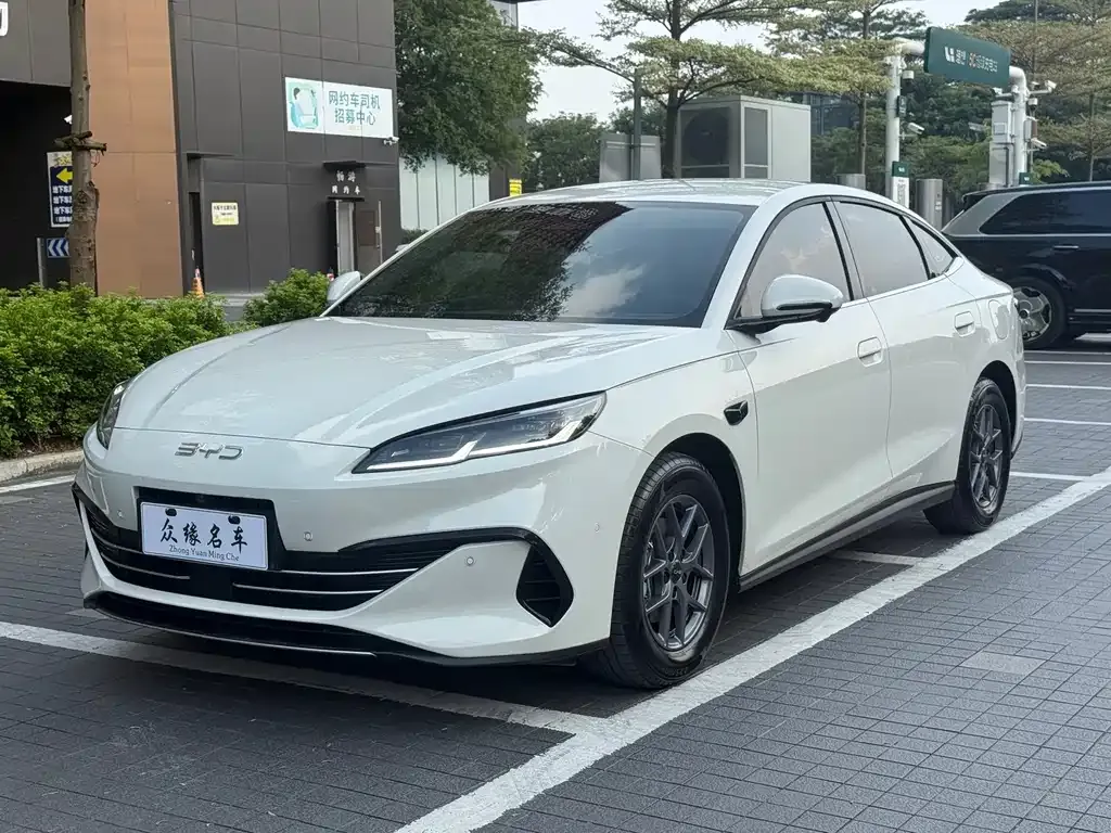 BYD Seal 06 — фото 1