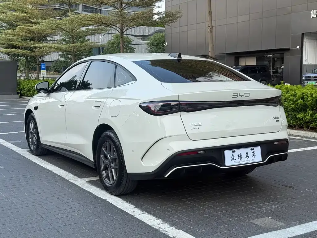 BYD Seal 06 — фото 8