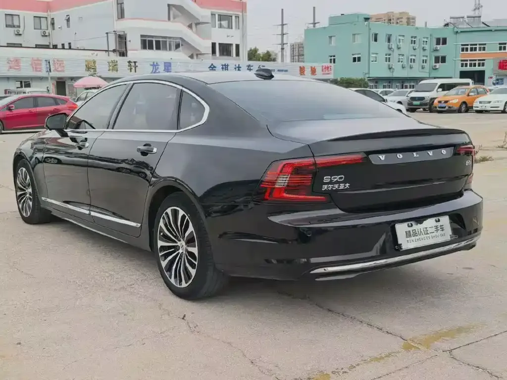 Volvo S90 — фото 6