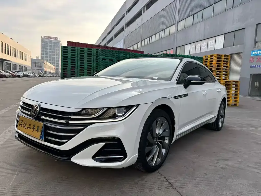 Volkswagen CC — фото 1