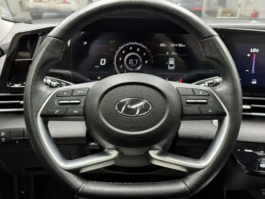 Hyundai Elantra — фото 6