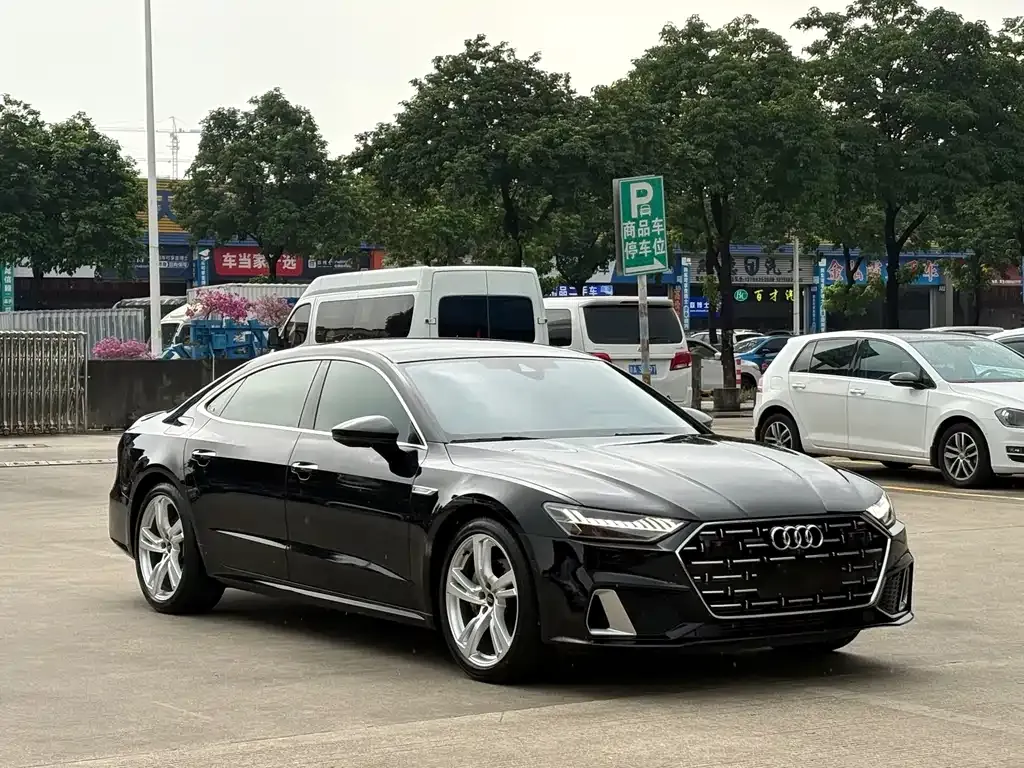 Audi A7L — фото 4