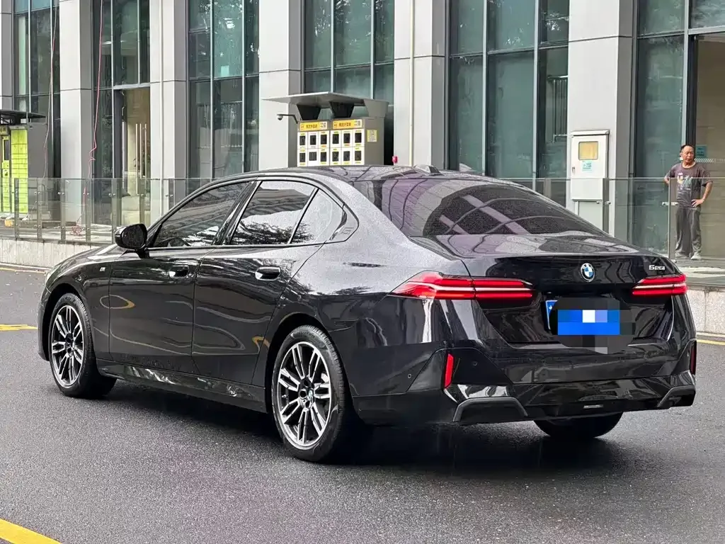 BMW 5 Series (Import) — фото 6