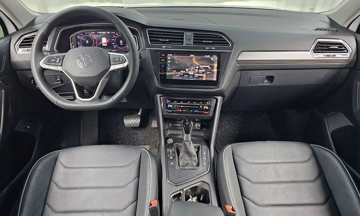 Volkswagen Tiguan — фото 10