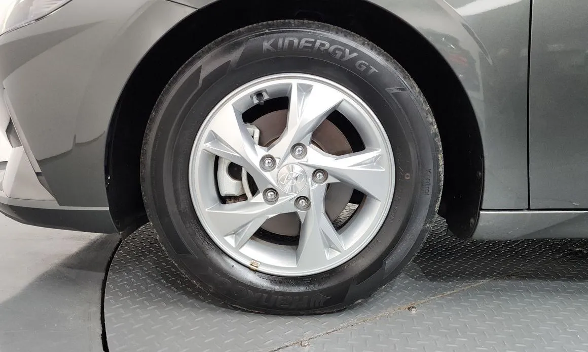 Hyundai AVANTE — фото 10