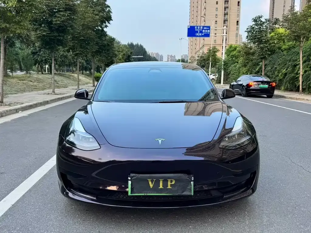 Tesla Model 3 — фото 6