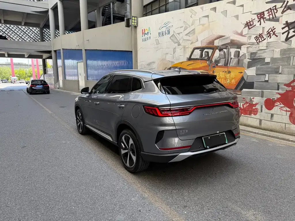 BYD PLUS New Energy — фото 6