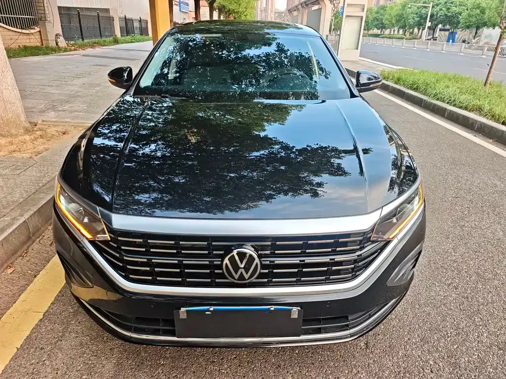 Volkswagen Passat — фото 3