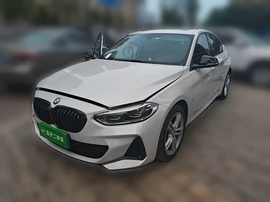 BMW 1 Series — фото 1