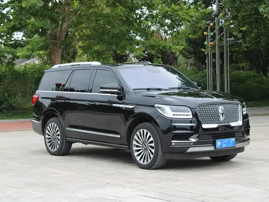 Lincoln Navigator — фото 10