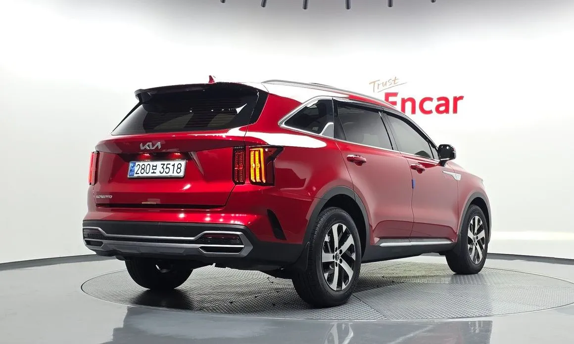Kia Sorento — фото 4
