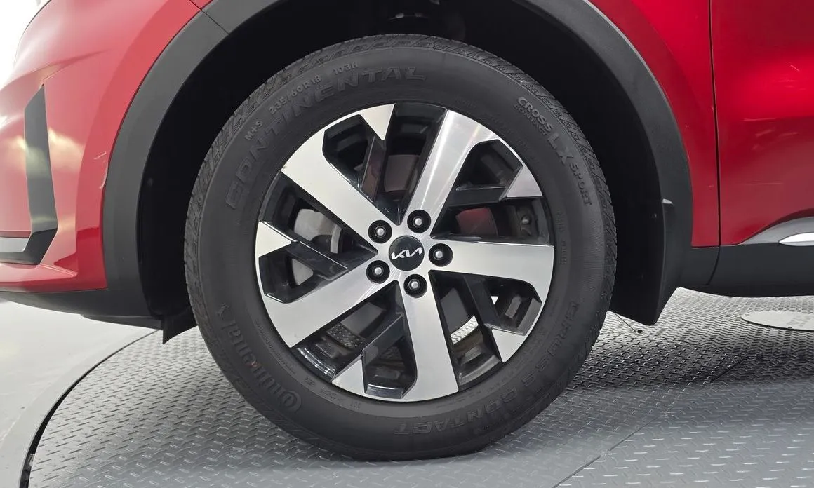 Kia Sorento — фото 5