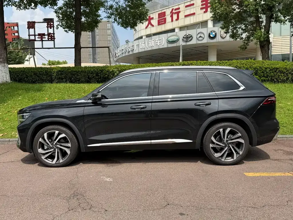 Geely Xingyue L — фото 8