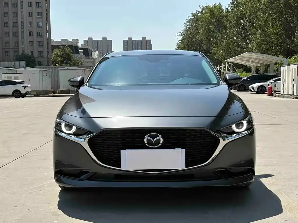 Mazda 3 Axela — фото 2