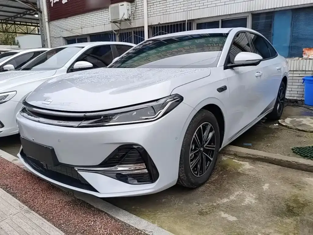 Geely Galaxy A7 EM — фото 1