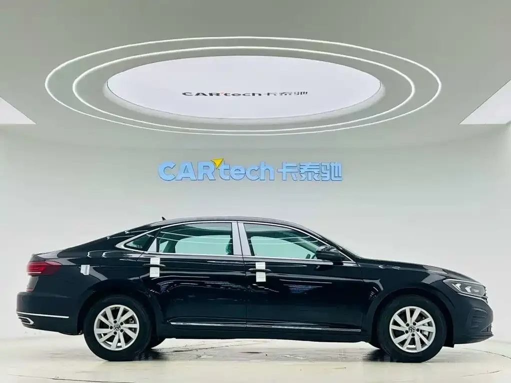 Volkswagen Passat — фото 4
