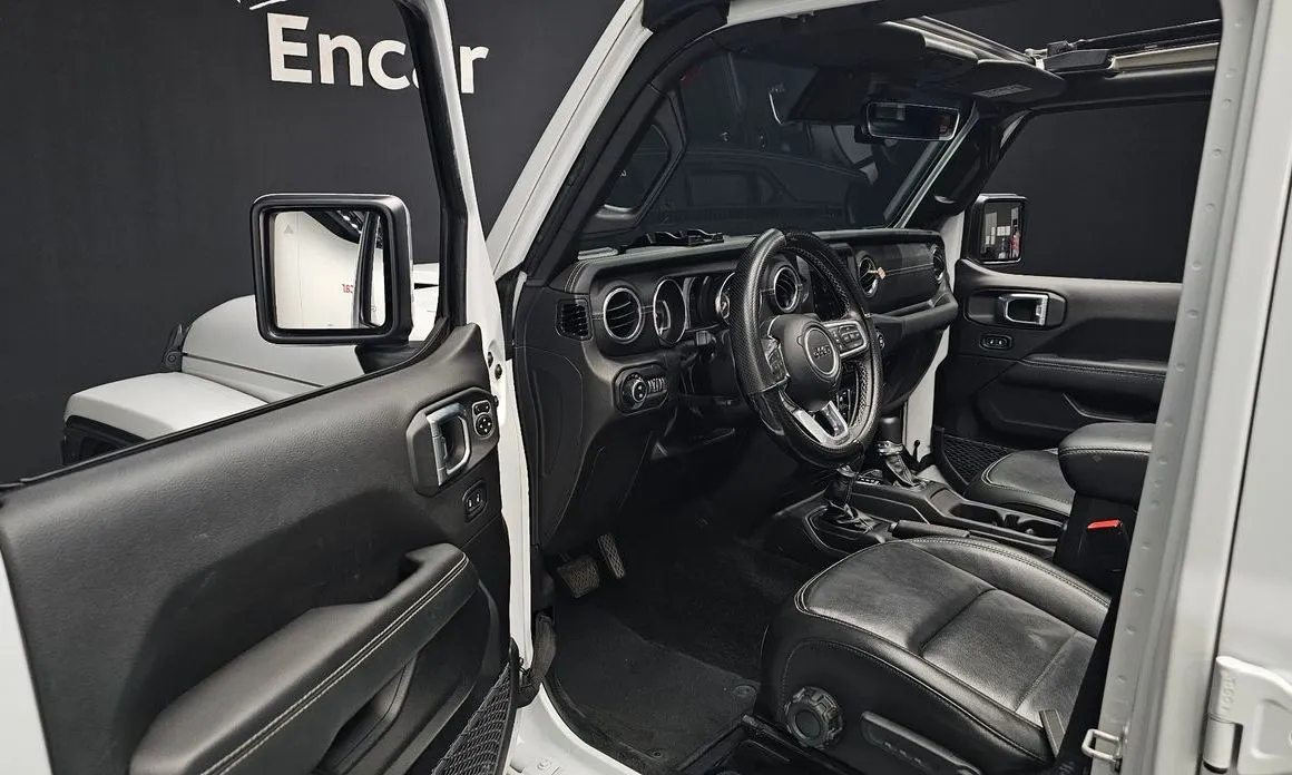 Jeep Wrangler — фото 3