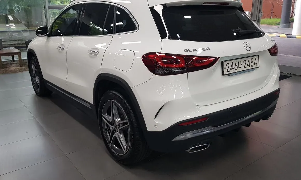 Mercedes-Benz GLA-Class — фото 4