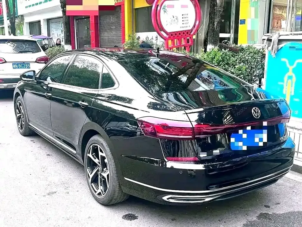 Volkswagen Passat — фото 5