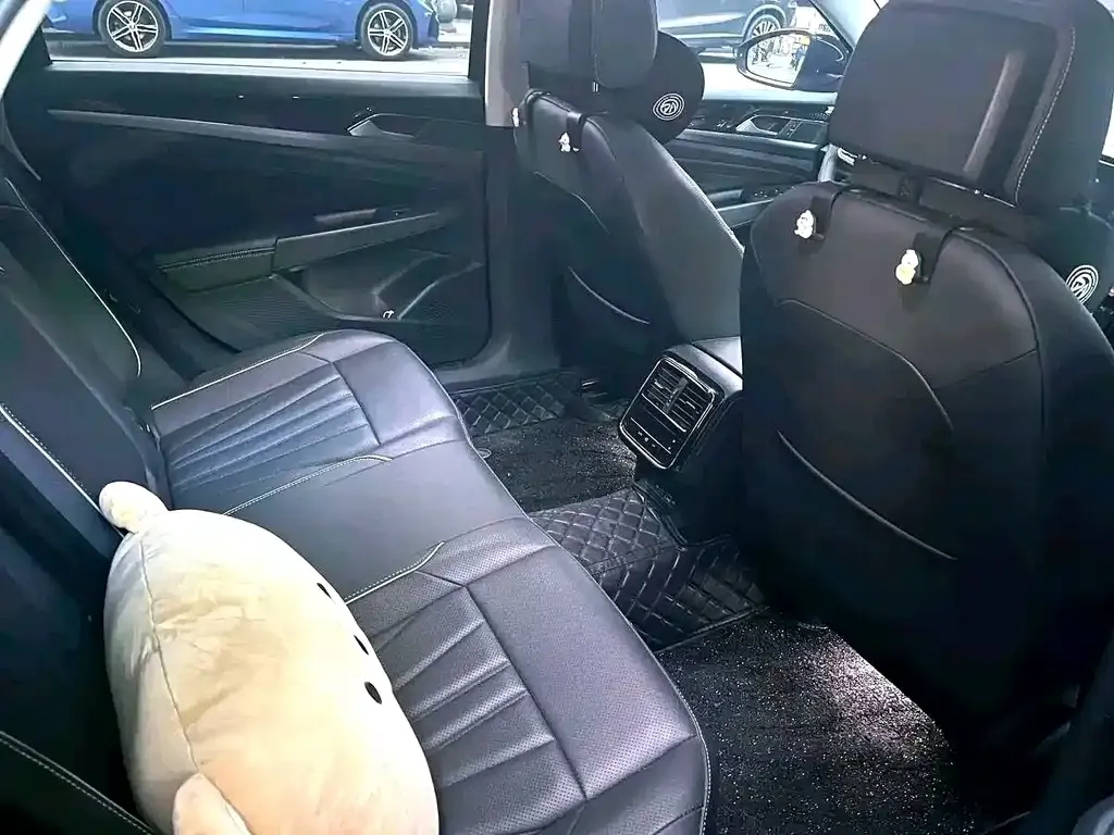 Volkswagen Passat — фото 4