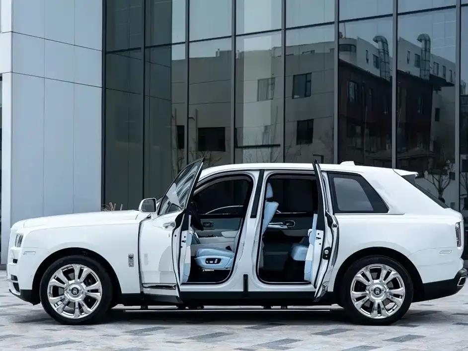 Rolls-Royce Cullinan — фото 3