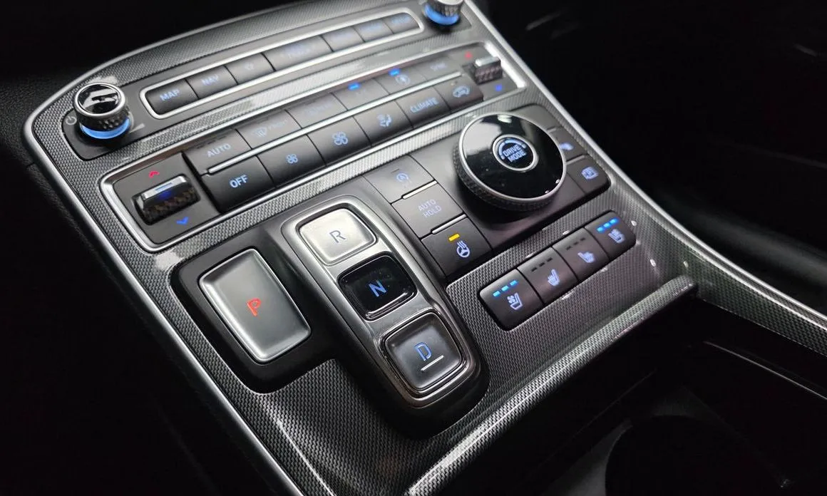 Hyundai Santafe — фото 8