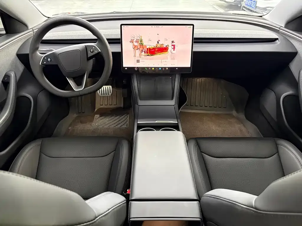 Tesla Model 3 — фото 5