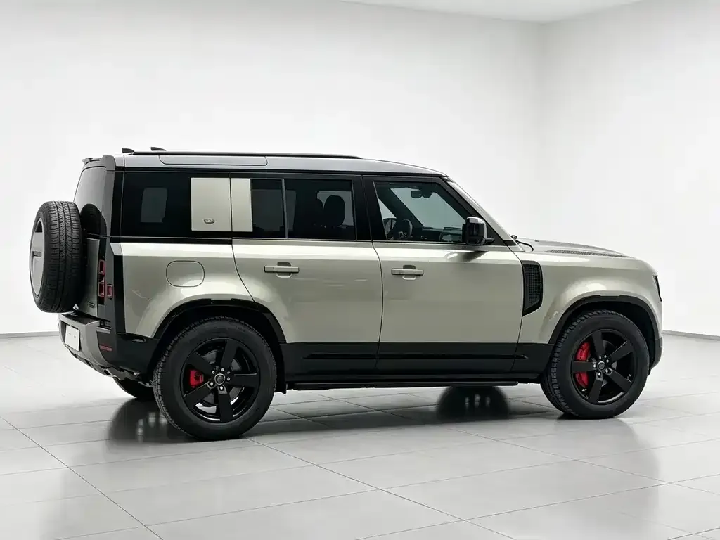 Land Rover Defender — фото 4