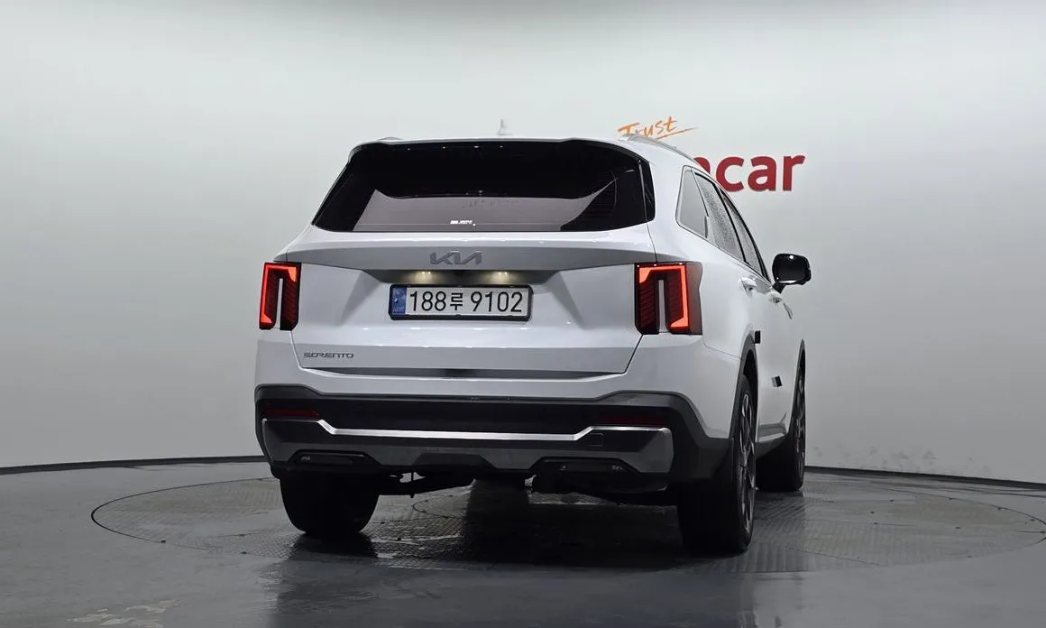 Kia Sorento — фото 3