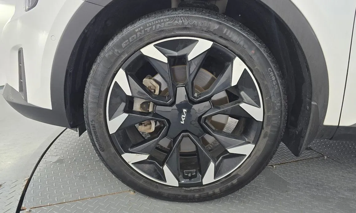 Kia Sorento — фото 10