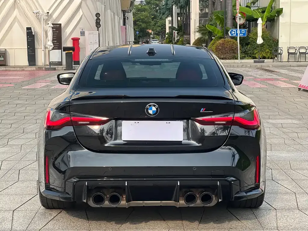 BMW M4 — фото 7