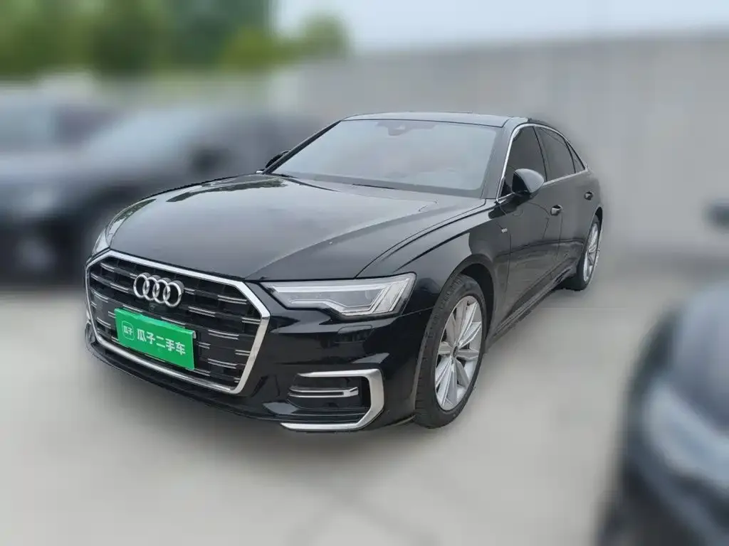 Audi A6L — фото 1