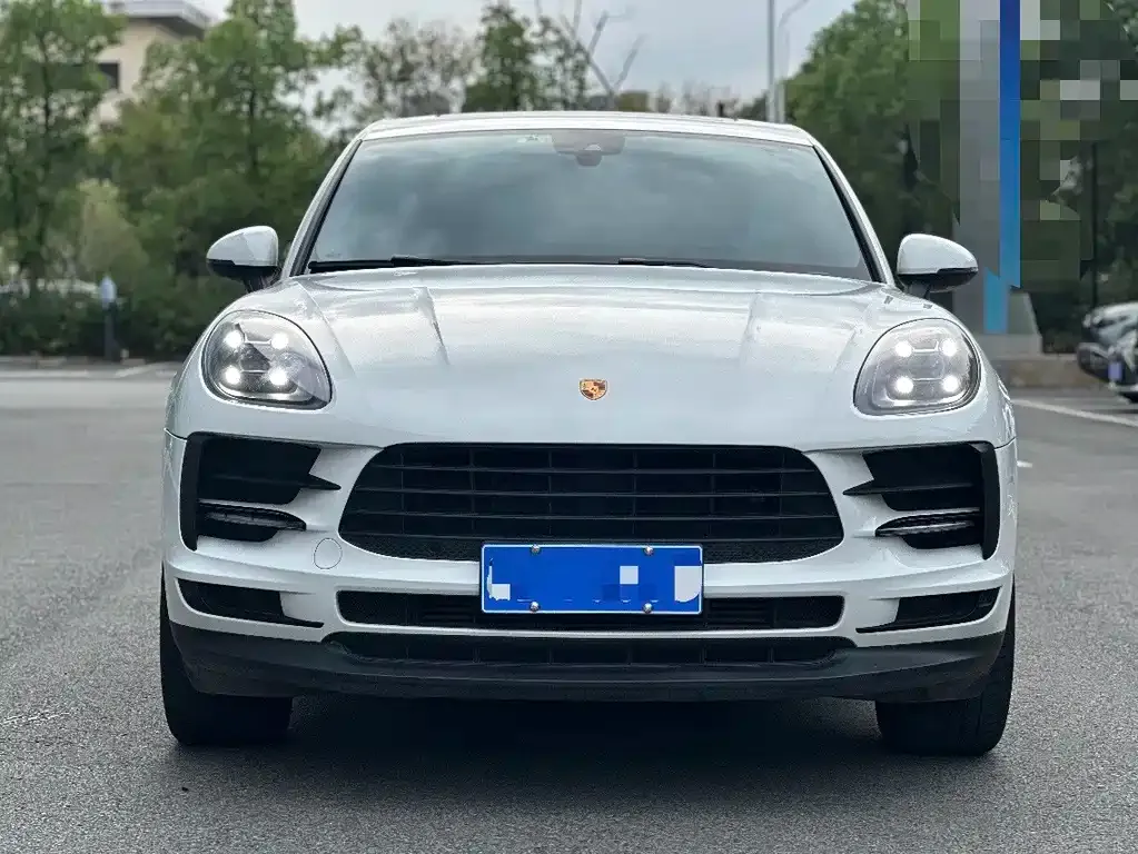 Porsche Macan — фото 1