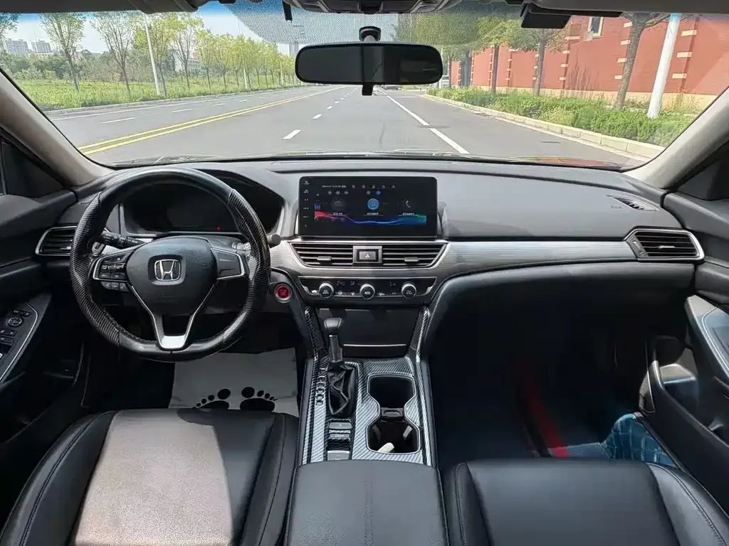Honda Accord — фото 5