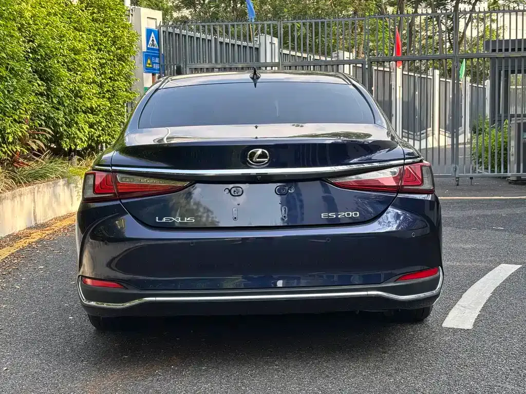 Lexus ES — фото 3