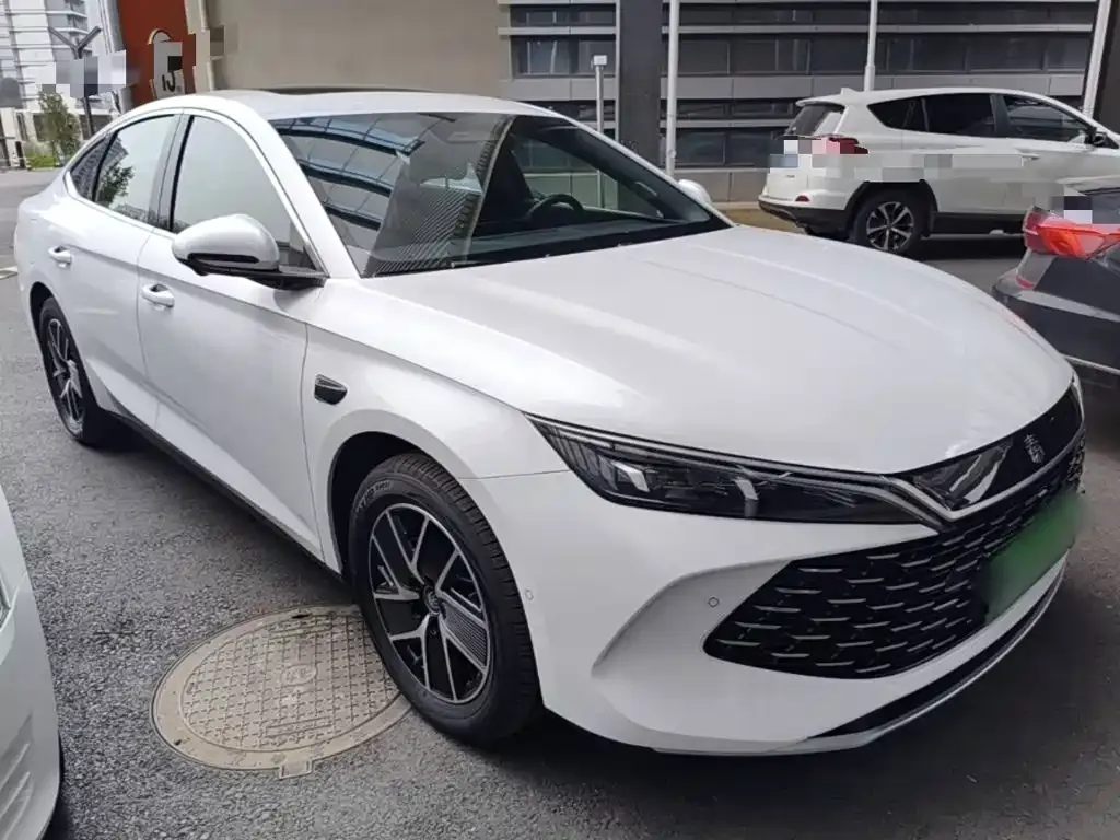 BYD Qin L — фото 9