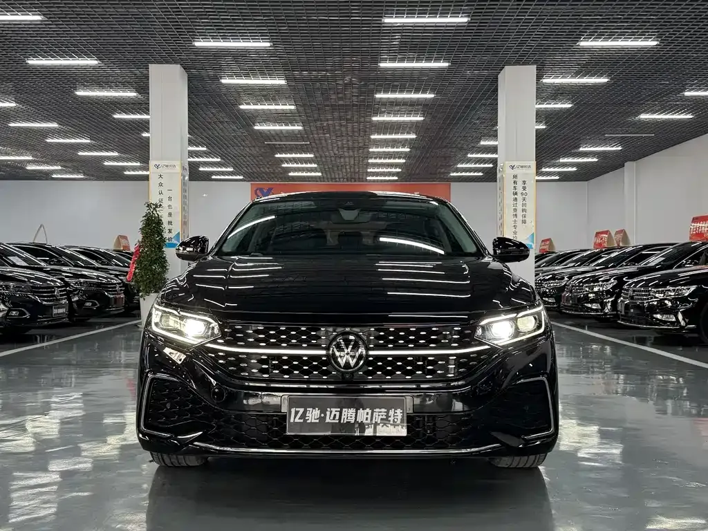 Volkswagen Passat — фото 8