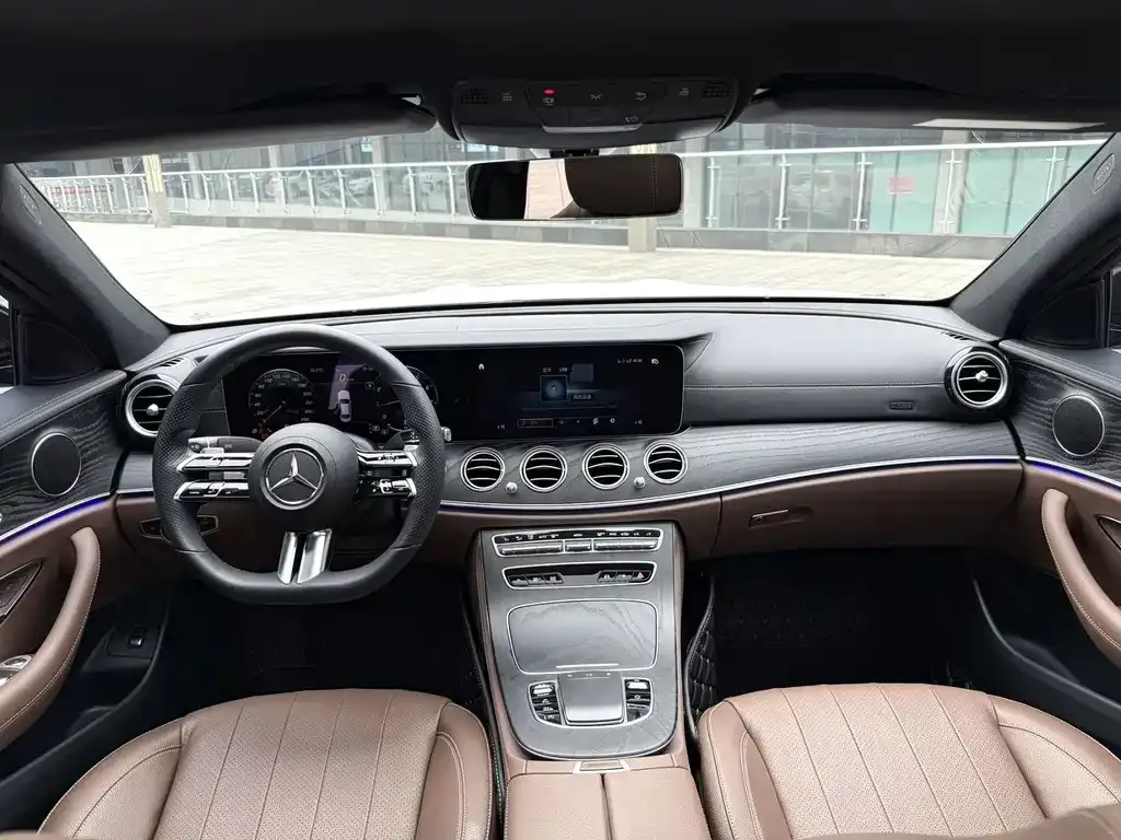 Mercedes-Benz E-Class (Import) — фото 4