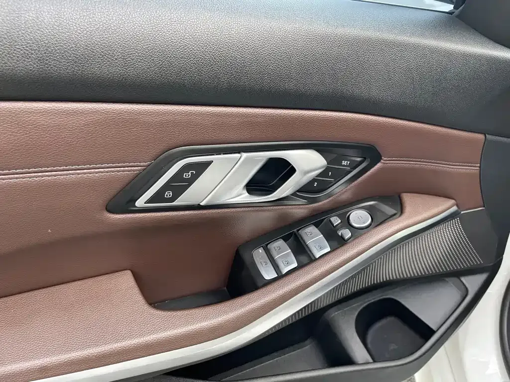 BMW 3 Series — фото 10