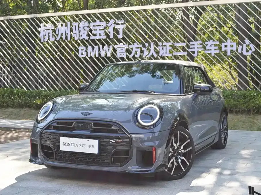 MINI JCW (John Cooper Works) — фото 1