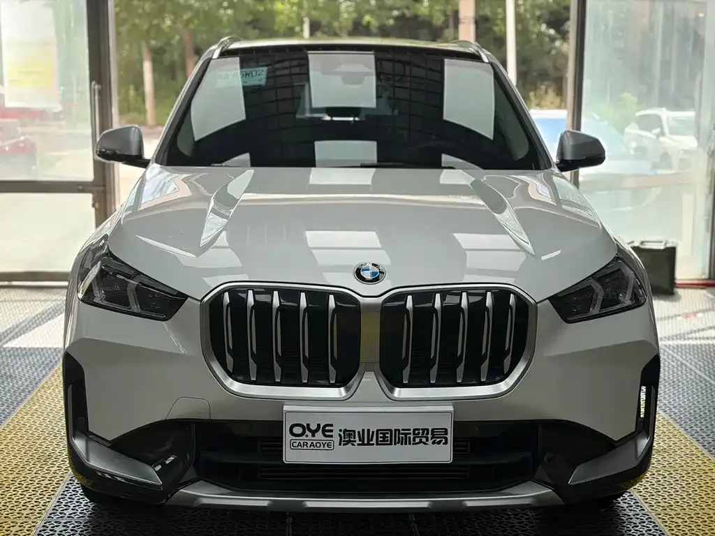BMW X1 — фото 4