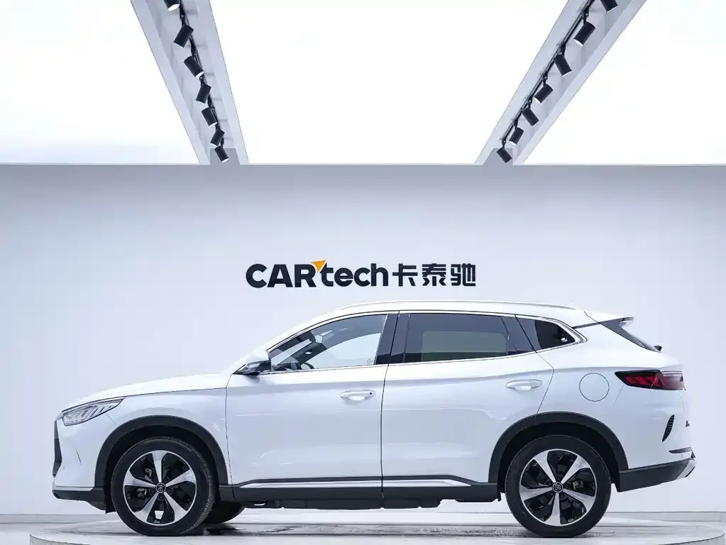 BYD PLUS New Energy — фото 5