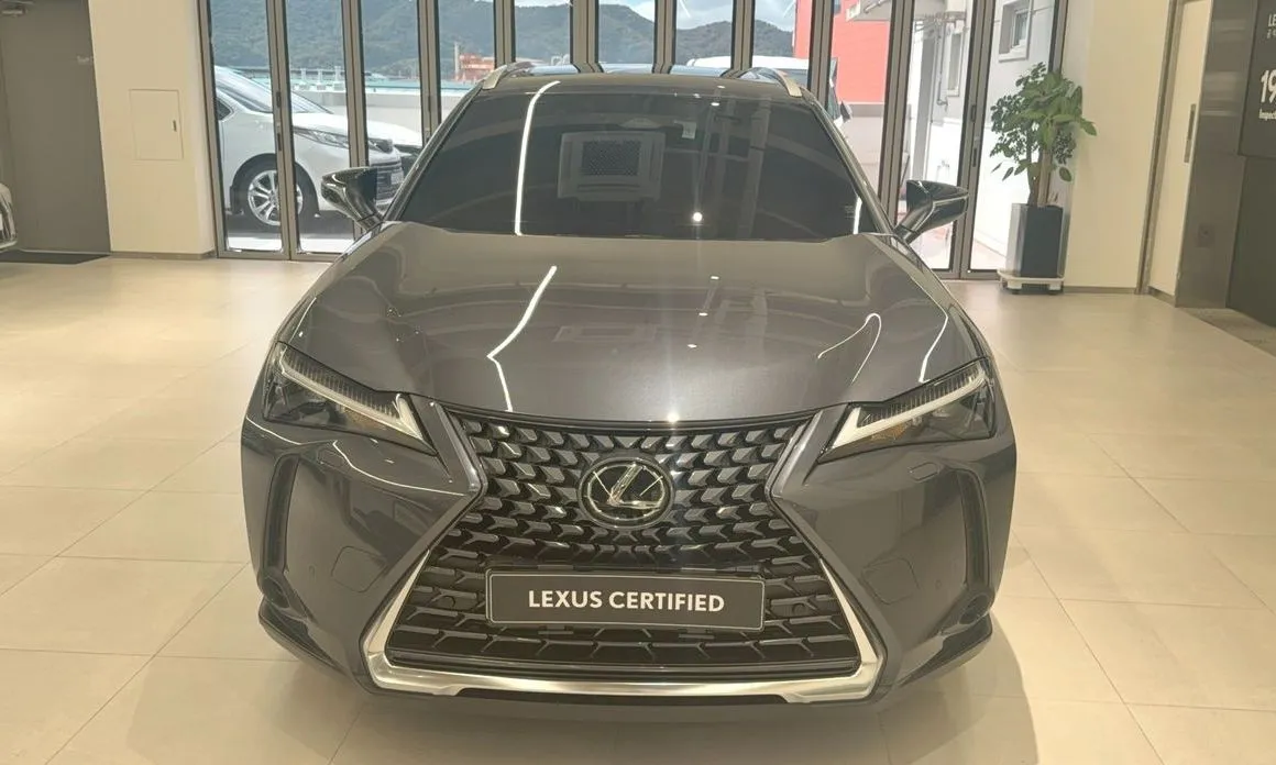 Lexus UX — фото 8