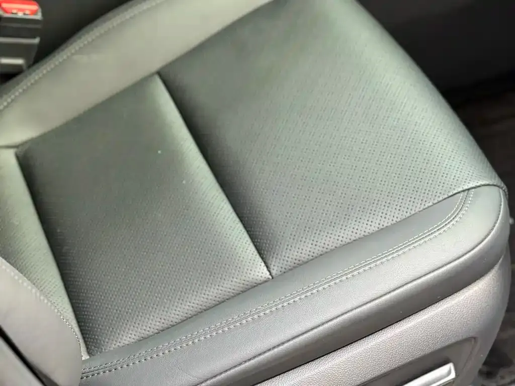 Toyota Vellfire — фото 10