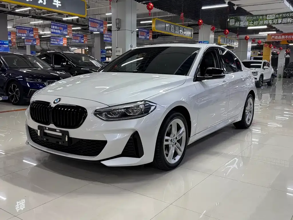 BMW 1 Series — фото 1