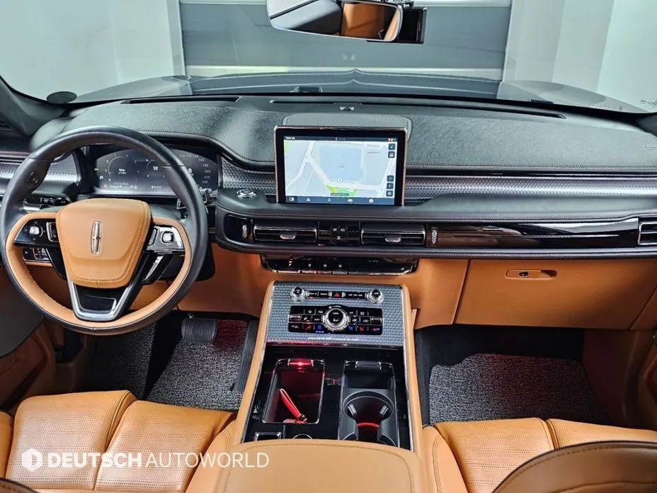 Lincoln Aviator — фото 10